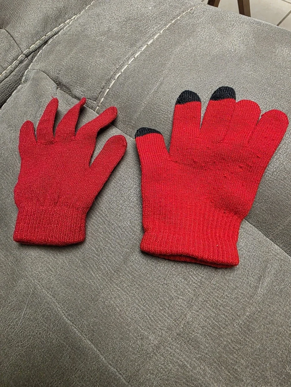 Kids touchscreen gloves